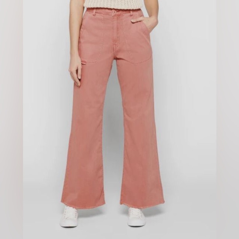 NWT $138 Pistola Sasha Flared Jeans